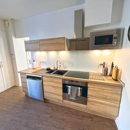 Prázdninový dům Cosy Avec Jacuzzi Classe 3 Etoiles Poncin